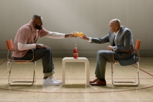 起诉老詹球迷：我和大多数人真心以为他退役 视频没任何广告标识