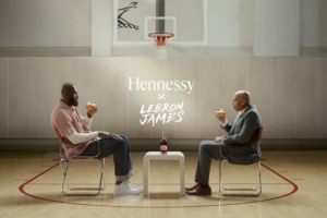 美媒：球迷起诉詹姆斯广告欺诈并无根据 预计后者将通过律师驳回