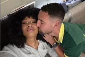 😘亲亲克莱我来啦！马冬梅现场观战湖人vs独行侠