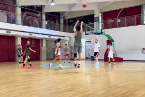 恢复进展不错！崔永熙晒近期打球视频：百分训练局