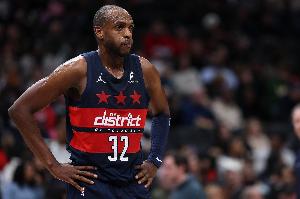 米德尔顿：当得知被交易时 一个人开了几小时的车游荡